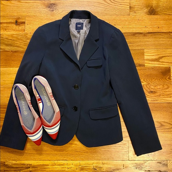 GAP Jackets & Blazers - EUC Navy Gap Blazer